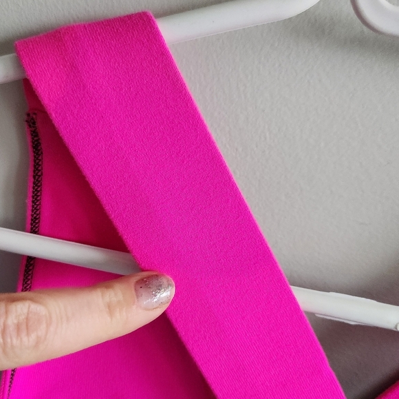 Lululemon Deep V Y2K  Fit And Flare Tank Top Yoga Running Gym Size 8 Pink Top - Picture 9 of 9